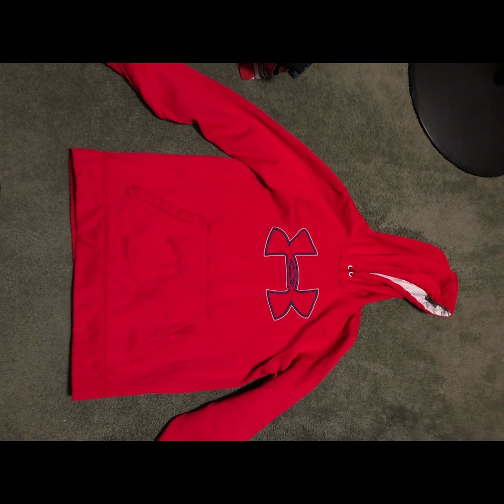 Under armor sweatshirt (gently worn)